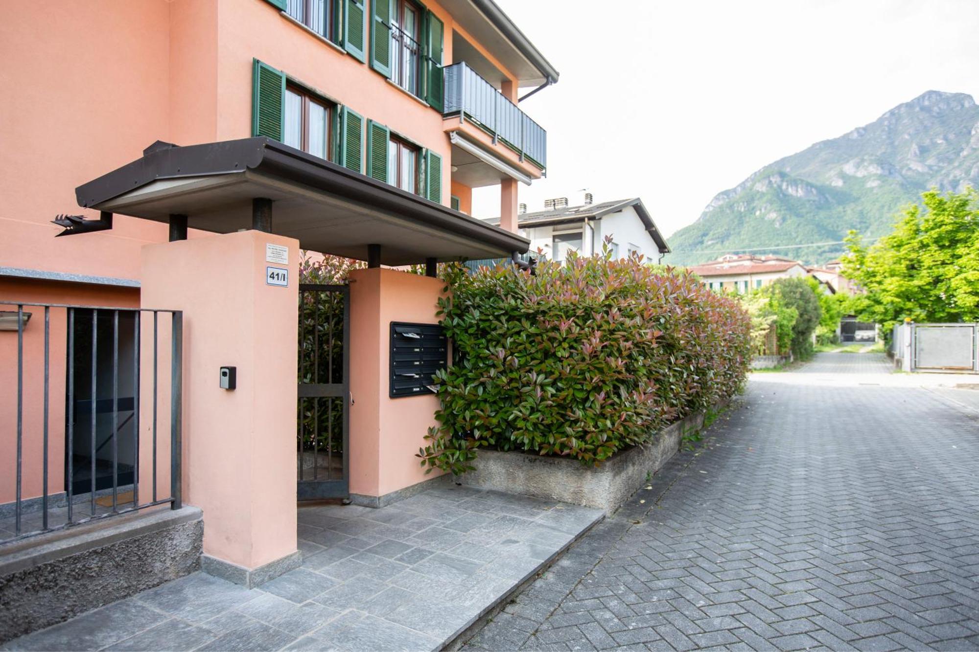Como Lake - Lakeside Bliss Mandello del Lario Exterior foto